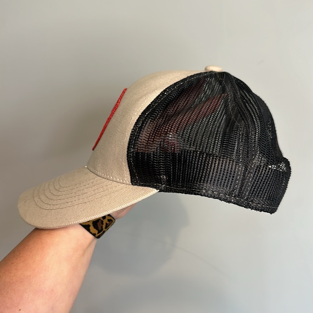 Leinenkugel’s Beer Tan Red Mesh Black Adjustable Men’s Ballcap Hat - Picture 2 of 5